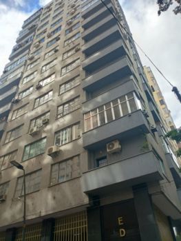 Foto de SALAS PARA ESCRITÓRIO NO EDIFÍCIO ROMA, NA CIDADE DE PORTO ALEGRE/RS