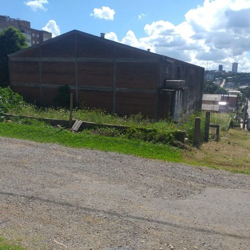 Imagem do imóvel LEILÃO TERRENO URBANO COM ÁREA DE 1.296M², COM PRÉDIO COMERCIAL DE 2 PAVIMENTOS COM ÁREA EDIFICADA DE 927,20M² AVERBADOS, NA CIDADE DE CAXIAS DO SUL/RS