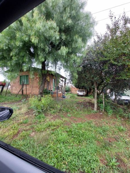 LEILÃO DE TERRENO URBANO COM ÁREA DE 162,50M², COM BENFEITORIA NÃO AVERBADA, NO BAIRRO KENNEDY, EM VACARIA/RS, localizado em Vacaria - RS