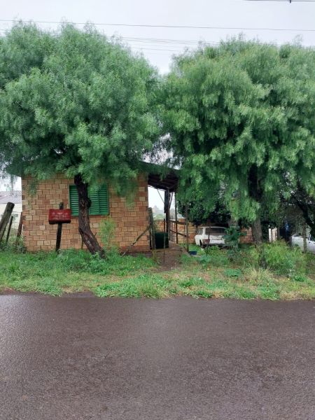 LEILÃO DE TERRENO URBANO COM ÁREA DE 162,50M², COM BENFEITORIA NÃO AVERBADA, NO BAIRRO KENNEDY, EM VACARIA/RS, localizado em Vacaria - RS