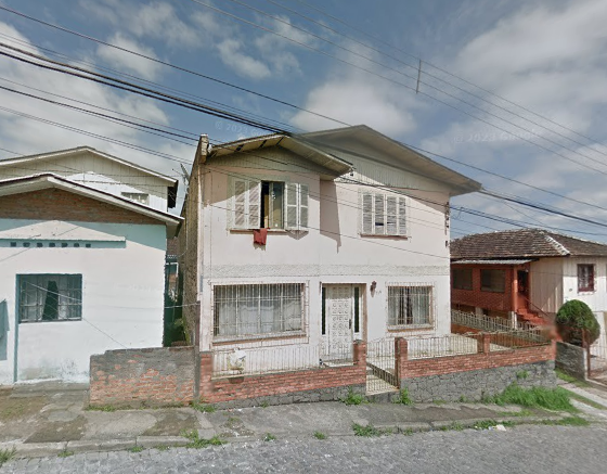 LEILÃO DE TERRENO DE 200m² COM CASA DE DOIS PAVIMENTOS, NO BAIRRO FLORESTA, CIDADE DE CAXIAS DO SUL/RS, localizado em Caxias Do Sul - RS