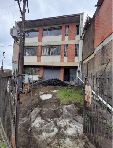 Imagem do imóvel TERRENO URBANO COM 262,00 M², COM PRÉDIO COMERCIAL EM ALVENARIA, ÁREA APROXIMADA DE 816,00M², EM CAXIAS DO SUL/RS