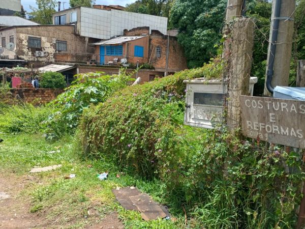 LEILÃO DE TERRENO URBANO DE 435M², NA VILA SÃO JOSÉ, NA CIDADE DE PORTO ALEGRE/RS, localizado em Porto Alegre - RS