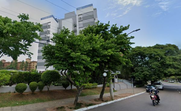 LEILÃO BOX N° 64 COM ÁREA PRIVATIVA DE 12,00M², NO EDIFÍCIO IBERÊ CAMARGO, B. BELA VISTA, EM PORTO ALEGRE/RS, localizado em Porto Alegre - RS
