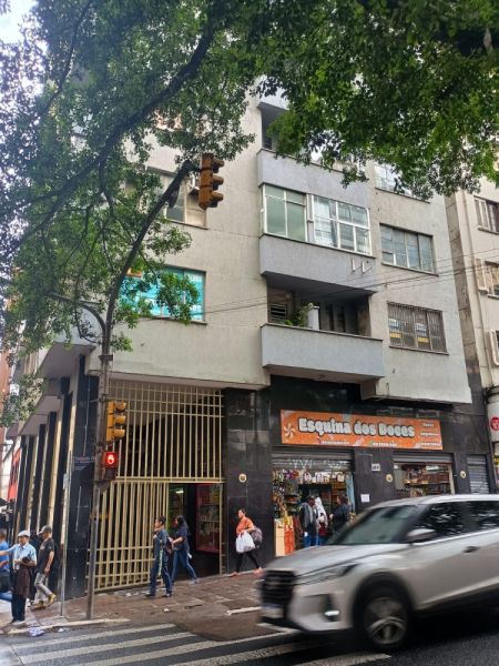 SALA PARA ESCRITÓRIO Nº 104 DO EDIFÍCIO ROMA, NA CIDADE DE PORTO ALEGRE/RS, localizado em Porto Alegre - RS, bairro Centro