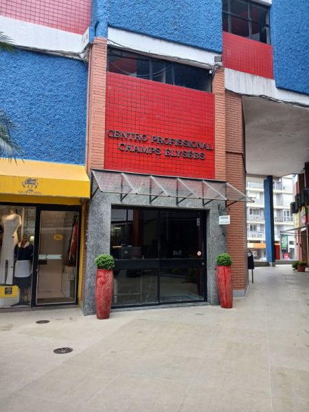 A LOJA Nº 29 COM ÁREA PRIVATIVA DE 36,45M², DO ED. GALERIA CHAMPS ELYSEÉS, EM PORTO ALEGRE/RS, localizado em Porto Alegre - RS, bairro Moinhos de Vento