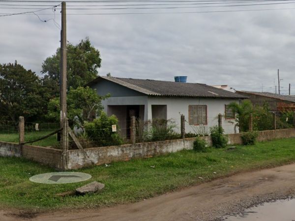 LEILÃO TERRENO URBANO, COM ÁREA DE 300M², COM BENFEITORIAS NÃO AVERBADAS NA MATRÍCULA, SITO NA CIDADE DE TRAMANDAÍ/RS, localizado em Tramandaí - RS