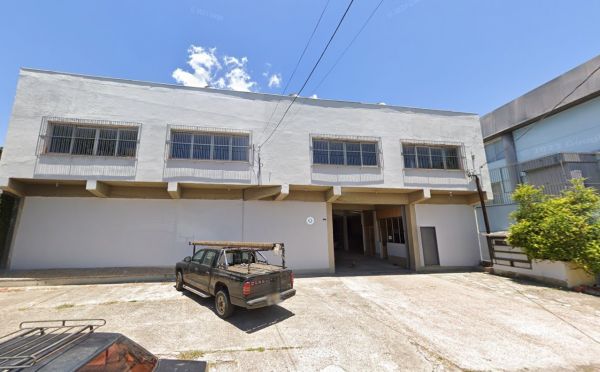LEILÃO PRÉDIO DE ALVENARIA DESTINADO A DEPÓSITO/ESCRITÓRIO, COM 1.241,00M² DE ÁREA, RUA ARABUTAN Nº 869, BAIRRO SÃO JOÃO, PORTO ALEGRE/RS, localizado em Porto Alegre - RS
