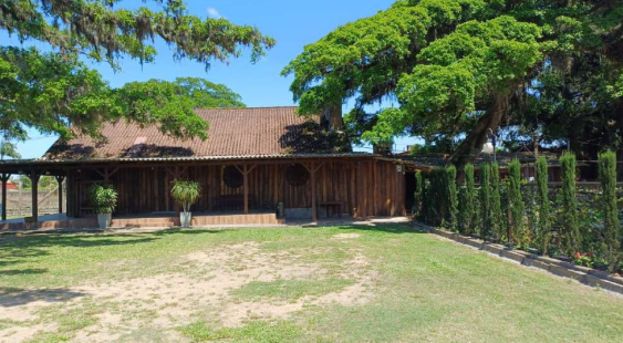 LEILÃO DE LOTE URBANO COM ÁREA DE 4.500M², COM DUAS BENFEITORIAS, NO B. GAÚCHO, NA CIDADE DE CAMAQUÃ-RS, localizado em Camaquã - RS