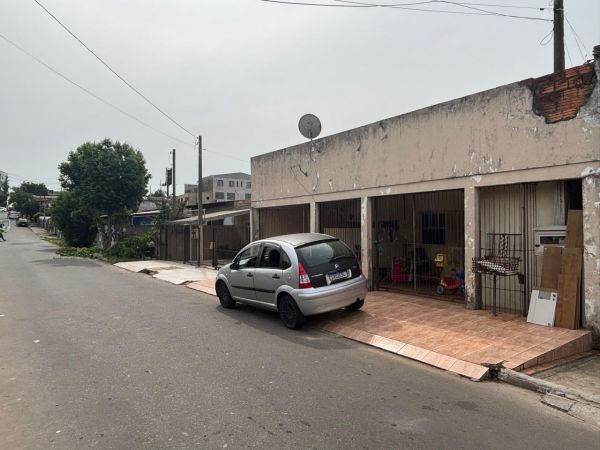 UM TERRENO URBANO, COM ÁREA DE 300,00M², SITO NO PARQUE RES. SÃO VICENTE - GRAVATAÍ/RS, localizado em Gravataí - RS