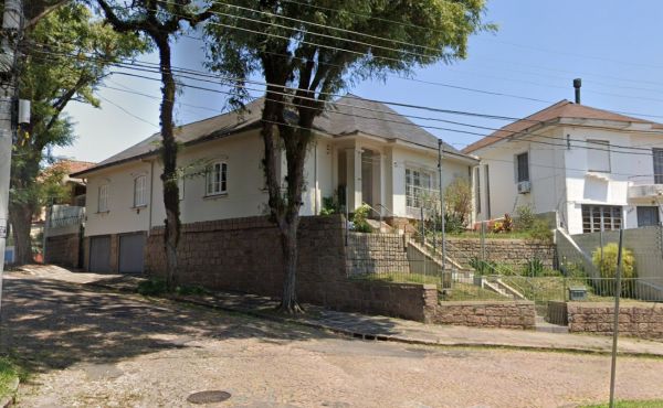 LEILÃO DE UM TERRENO E UMA CASA DE ALVENARIA DE DOIS PAVIMENTOS, NA RUA TOBIAS BARRETO, BAIRRO PARTENON, NA CIDADE DE PORTO ALEGRE/RS, localizado em Porto Alegre - RS