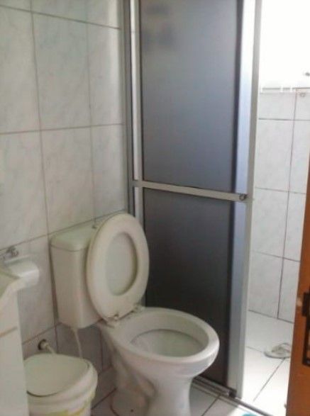 LEILÃO DIREITOS E AÇÕES SOBRE CASA DE ALVENARIA, ÁREA PRIVATIVA DE 49,70M2, NA RUA PROF. GILBERTO PIAZZA Nº 242, CAXIAS DO SUL/RS, localizado em Caxias Do Sul - RS