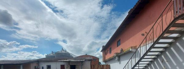 LEILÃO: TERRENO URBANO COM BENFEITORIAS RES. E COM. NA VILA PALMEIRA EM SANTO ANTÔNIO DA PATRULHA/RS, localizado em Santo Antônio Da Patrulha - RS