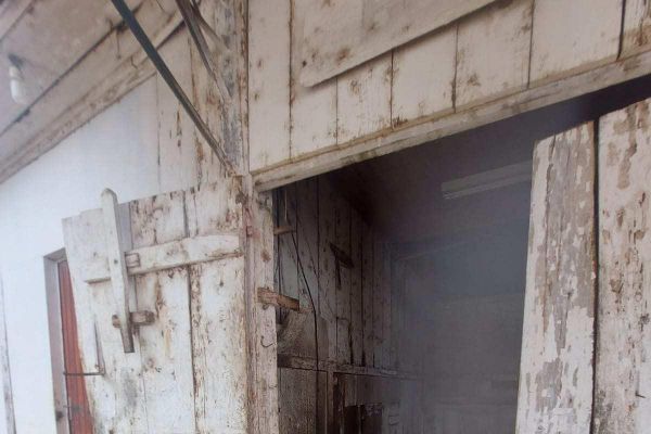 LEILÃO: TERRENO URBANO COM BENFEITORIAS RES. E COM. NA VILA PALMEIRA EM SANTO ANTÔNIO DA PATRULHA/RS, localizado em Santo Antônio Da Patrulha - RS