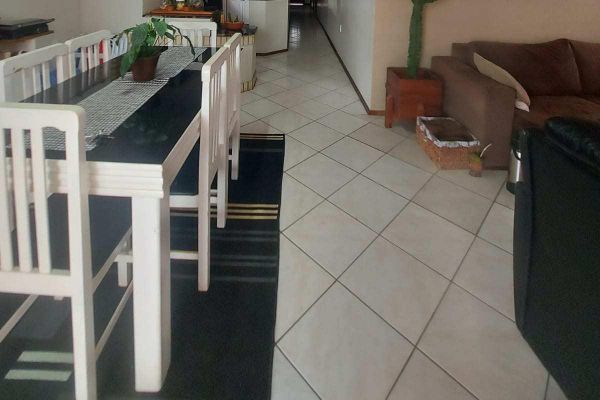LEILÃO: TERRENO URBANO COM BENFEITORIAS RES. E COM. NA VILA PALMEIRA EM SANTO ANTÔNIO DA PATRULHA/RS, localizado em Santo Antônio Da Patrulha - RS