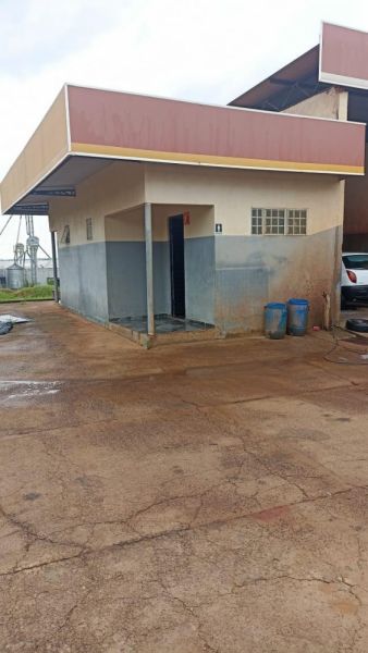 CONJUNTO IMOBILIÁRIO COMPOSTO POR 7 TERRENOS CONTÍGUOS, TOTALIZANDO 5.775,00M², COM UM POSTO DE ABASTECIMENTO DE COMBUSTÍVEIS, localizado em Icaraíma - PR
