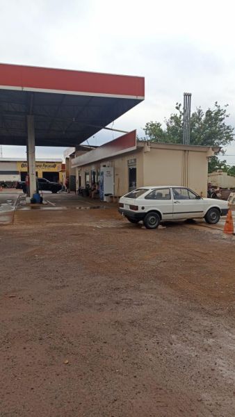 CONJUNTO IMOBILIÁRIO COMPOSTO POR 7 TERRENOS CONTÍGUOS, TOTALIZANDO 5.775,00M², COM UM POSTO DE ABASTECIMENTO DE COMBUSTÍVEIS, localizado em Icaraíma - PR