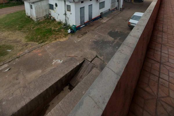 LEILÃO: TERRENO URBANO COM BENFEITORIAS RES. E COM. NA VILA PALMEIRA EM SANTO ANTÔNIO DA PATRULHA/RS, localizado em Santo Antônio Da Patrulha - RS