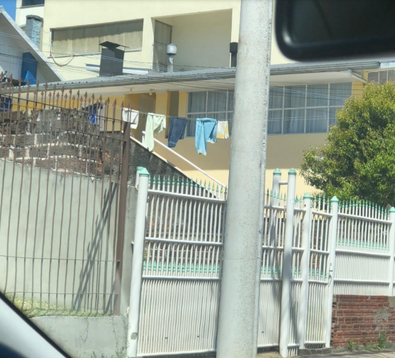LEILÃO: APTO NO 2° PAVIM. DE COND. RES., COM PRÉDIO RES. MISTO COM 2 PAVIM. EM CAXIAS DO SUL/RS, localizado em Caxias Do Sul - RS, bairro Cristo Redentor