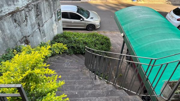 LEILÃO - LOTE ÚNICO: UMA CASA LOCALIZADA NA RUA GREGOR MENDEL, Nº 65, BAIRRO BOA VISTA, PORTO ALEGRE/RS, localizado em Porto Alegre - RS, bairro Boa Vista