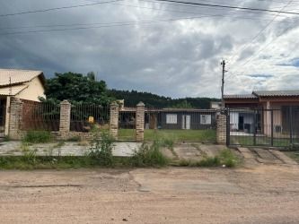 LOTE URBANO, COM ÁREA DE 381,54M² E CASA NÃO AVERBADA NA MATRÍCULA, EM GUAÍBA/RS, localizado em Guaíba - RS, bairro Jardim dos Lagos