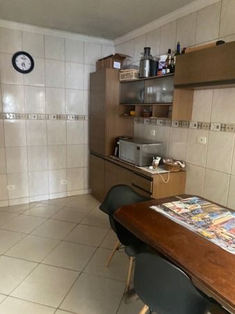 TERRENO URBANO, COM ÁREA DE 250M², COM UMA CASA EM ALVENARIA DE 102,28M², EM JACAREZINHO/PR, localizado em Jacarezinho - PR