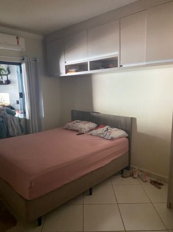 TERRENO URBANO, COM ÁREA DE 250M², COM UMA CASA EM ALVENARIA DE 102,28M², EM JACAREZINHO/PR, localizado em Jacarezinho - PR