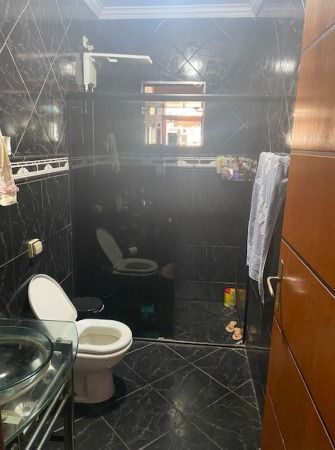 TERRENO URBANO, COM ÁREA DE 250M², COM UMA CASA EM ALVENARIA DE 102,28M², EM JACAREZINHO/PR, localizado em Jacarezinho - PR