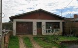 LOTE ÚNICO - UM TERRENO URBANO, COM ÁREA DE 360,00M², E UMA CASA, COM ÁREA APROXIMADA DE 100M², EM VACARIA/RS