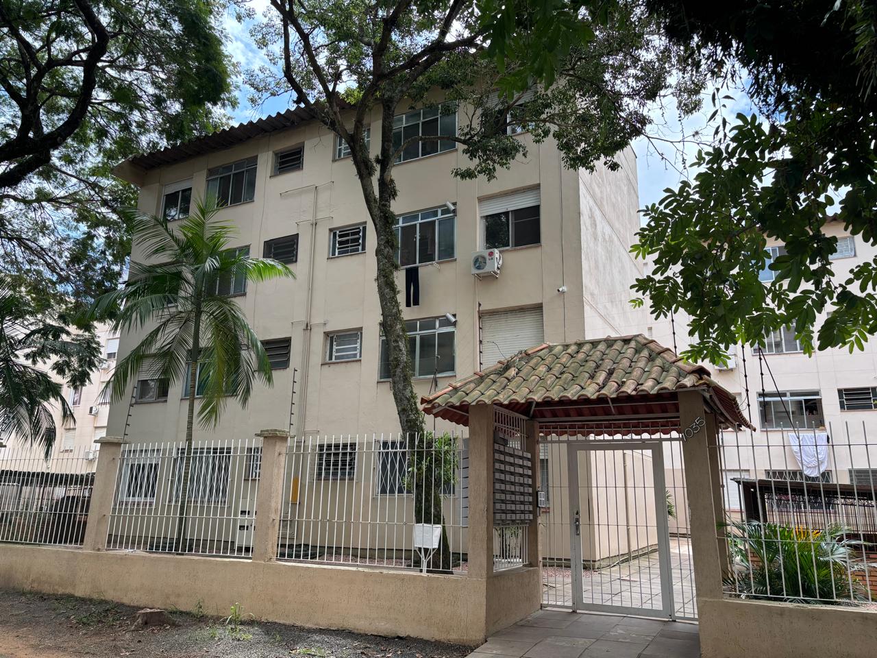 Apartamento com 3 quartos no Humaitá (foto 2 de 10)