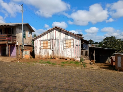 Quota parte de um terreno urbano (272,66m²) em vacaria/rs