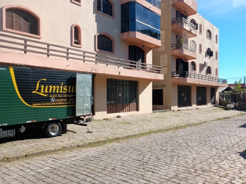 Lote 1: direitos e ações hereditários do executado incidentes sobre a sala comercial nº 01 do cond. toss
